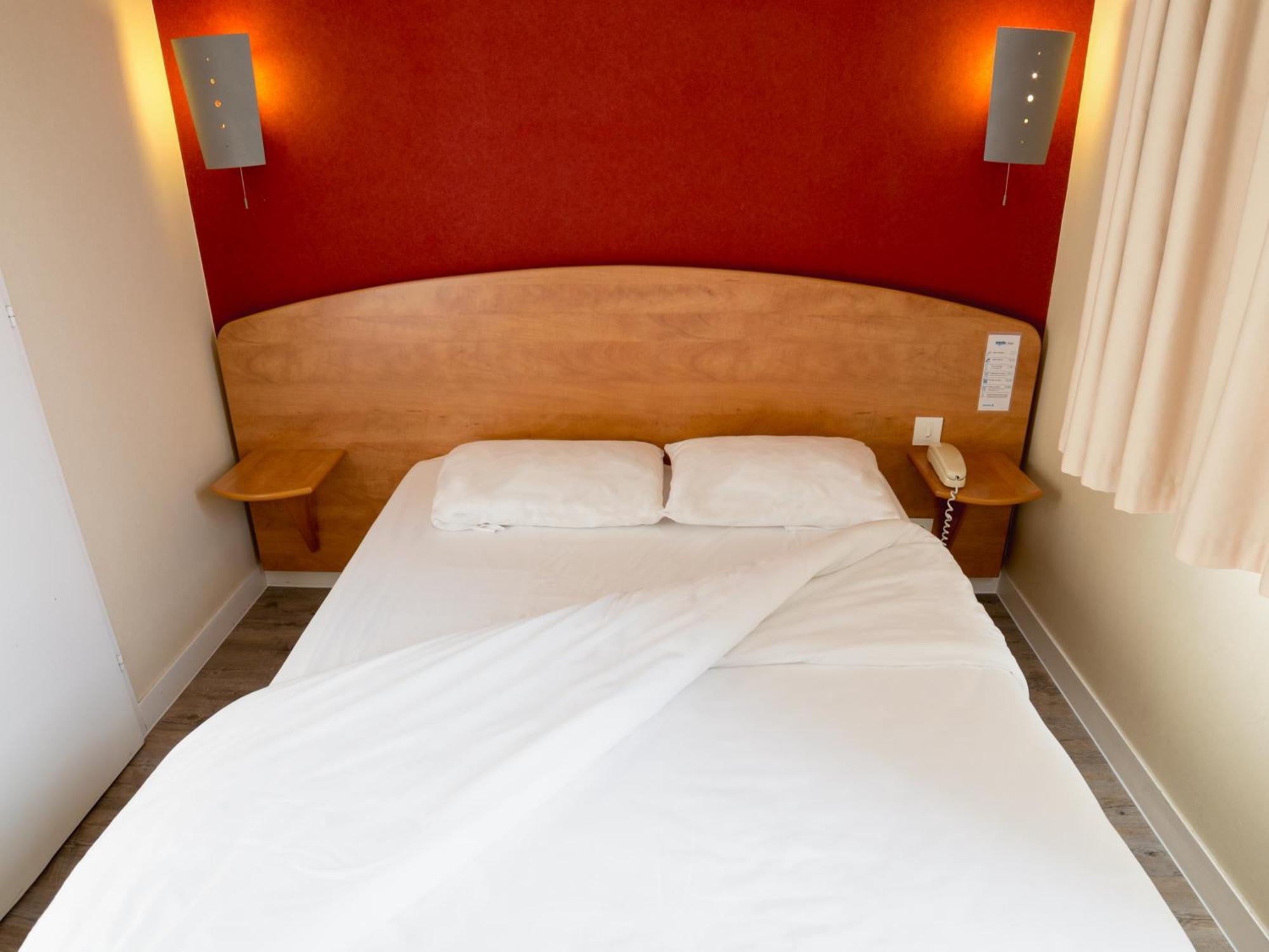 לה-רוש-סור-יון Hotel De La Vendee מראה חיצוני תמונה